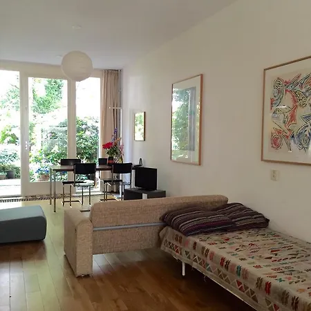 Studio Garden View * 암스테르담
